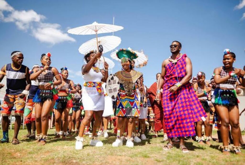 Umembeso: tshiitea tshi vhofhaho miṱa mivhili kha mbingano ya maZulu